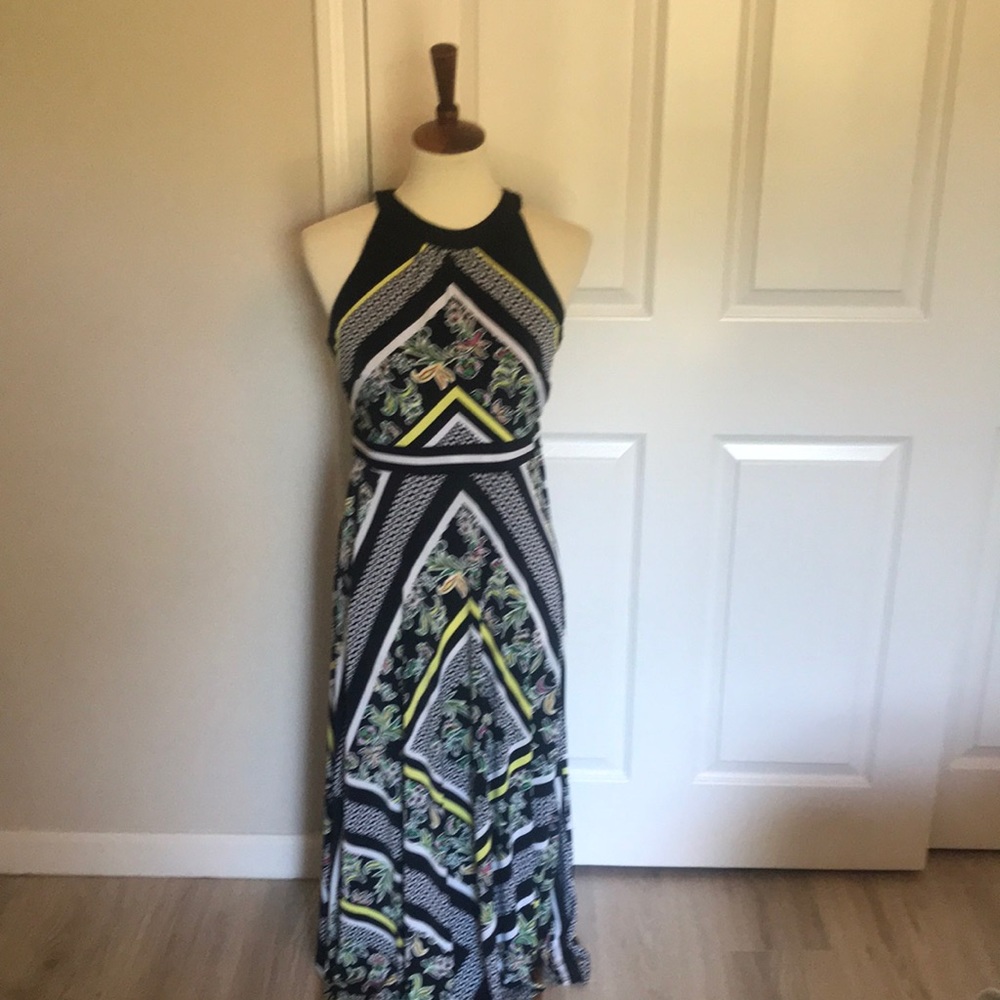 Brand New Lovely INC Maxi Size Med Petite